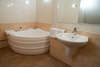 Famil Hotel 